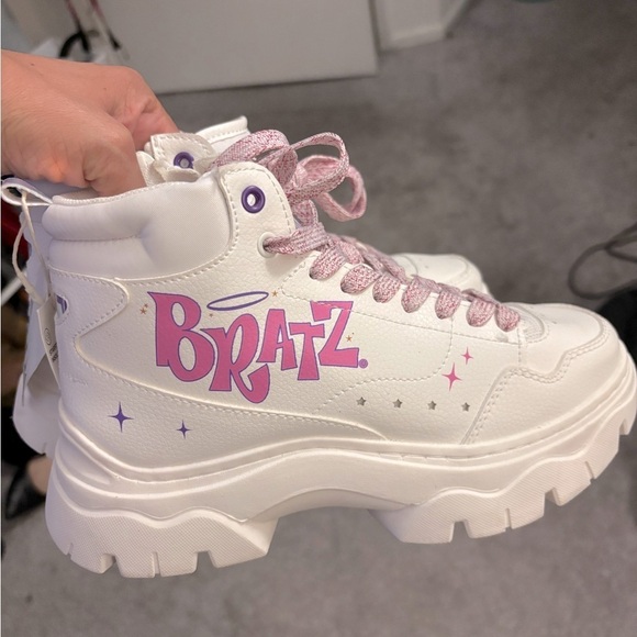 Zara Other - NWT Zara Bratz chunky sneakers